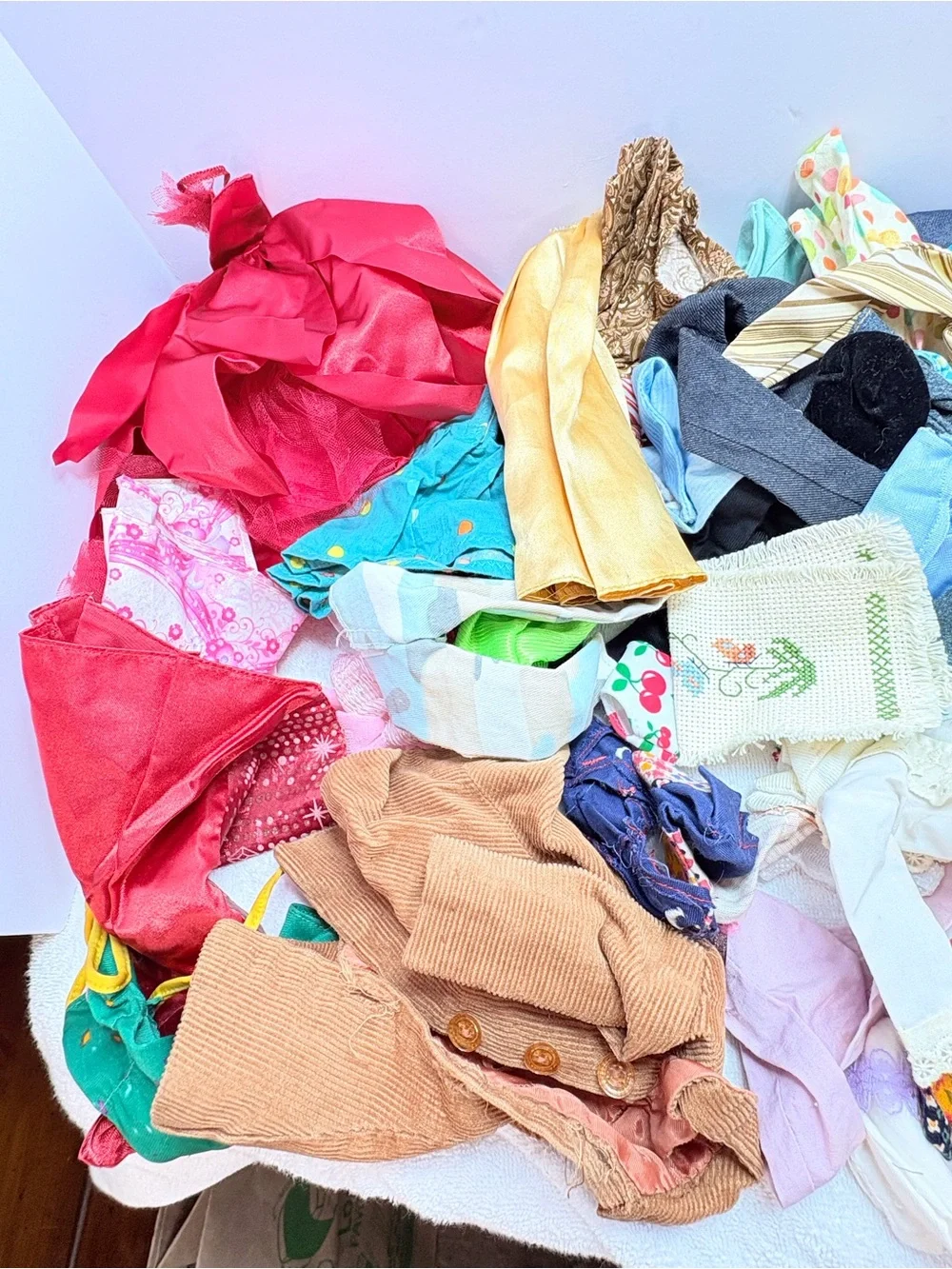 Vintage Barbie Clothes Shoe and Accessories whole lot